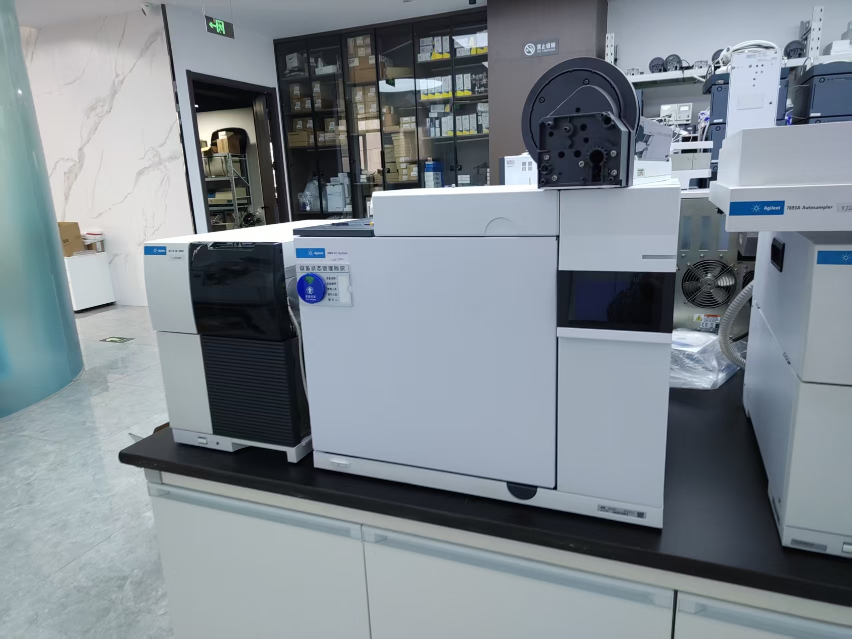安捷伦气质联用仪图片.jpg