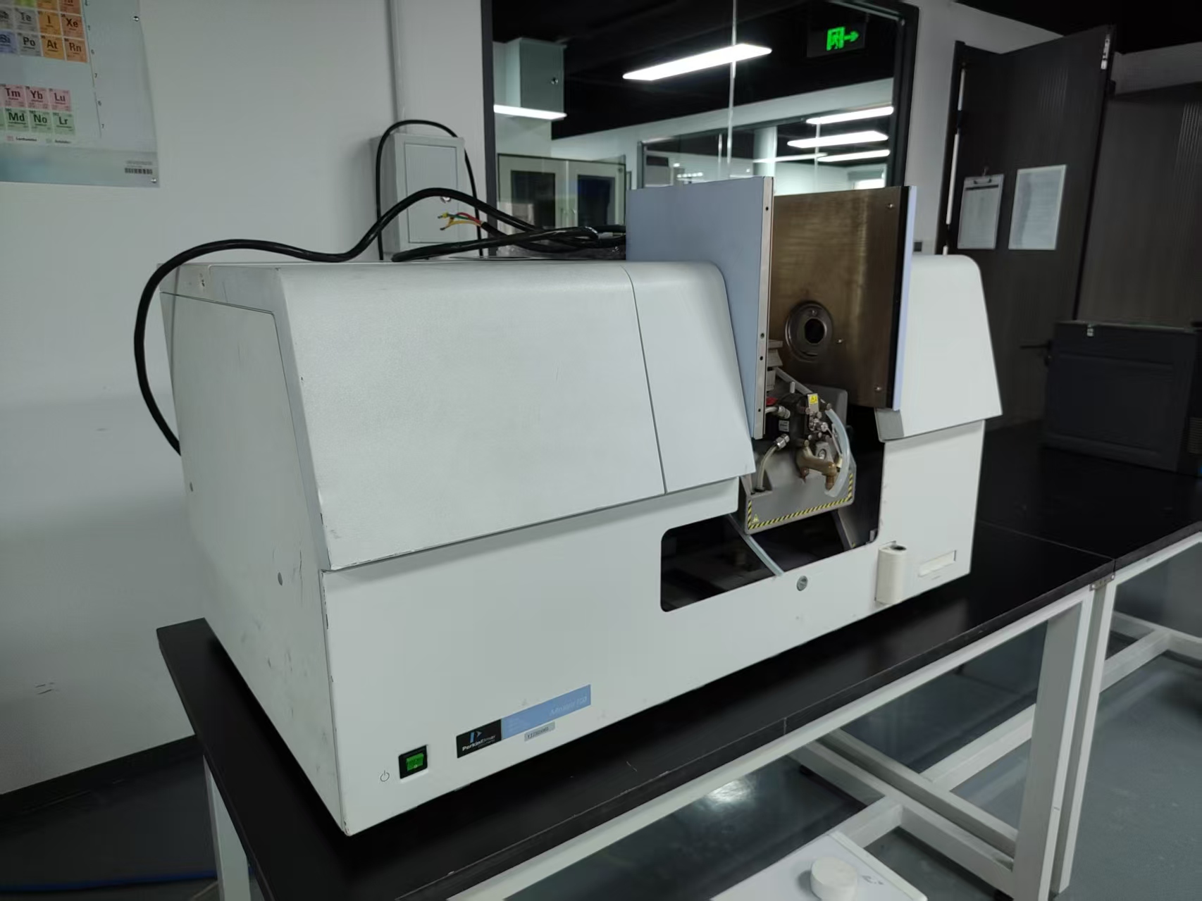 PE700-1.jpg